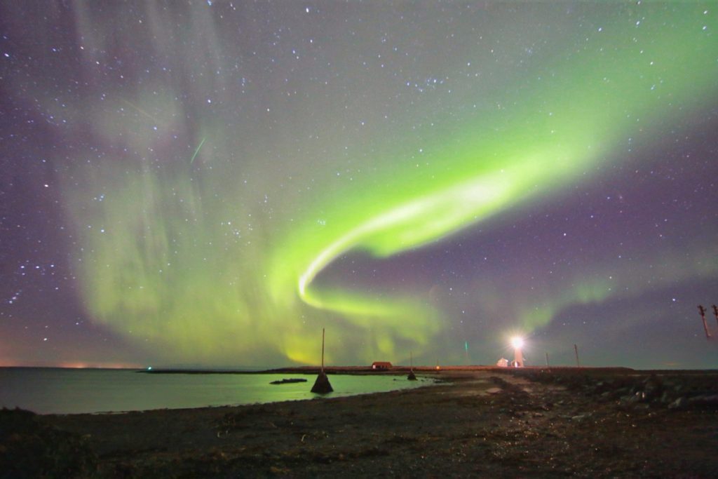 KuzeyIsıklari_İzlanda_Grotta_Lighthouse2